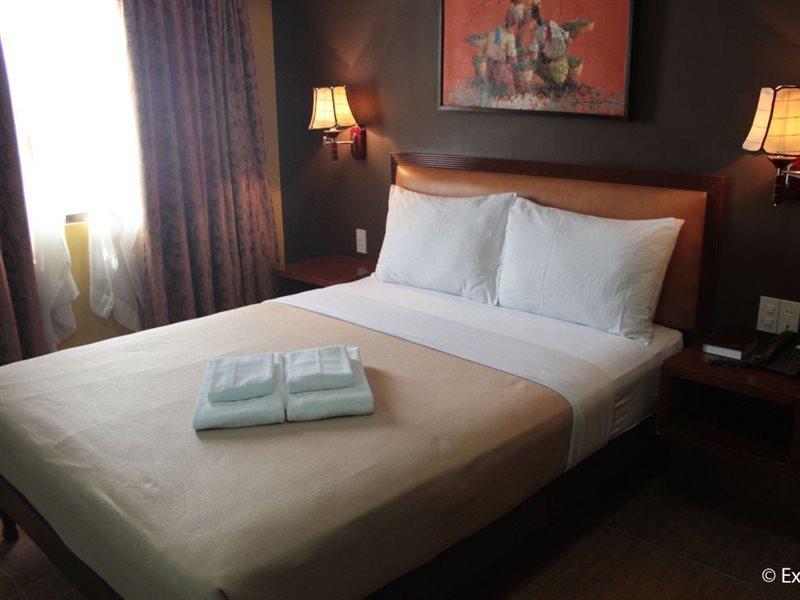 พามูลินาเว็นโฮเต็ล Hotel ลาวัก ภายนอก รูปภาพ
