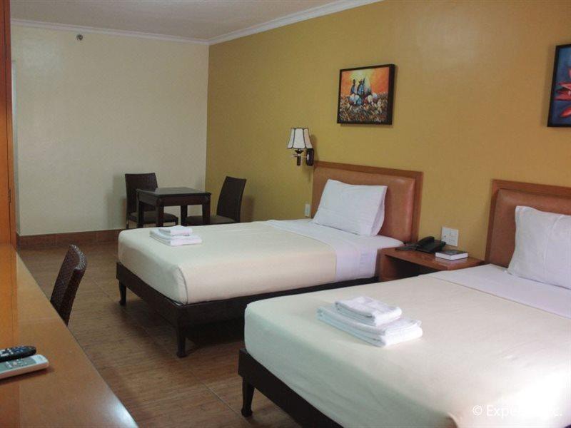พามูลินาเว็นโฮเต็ล Hotel ลาวัก ภายนอก รูปภาพ