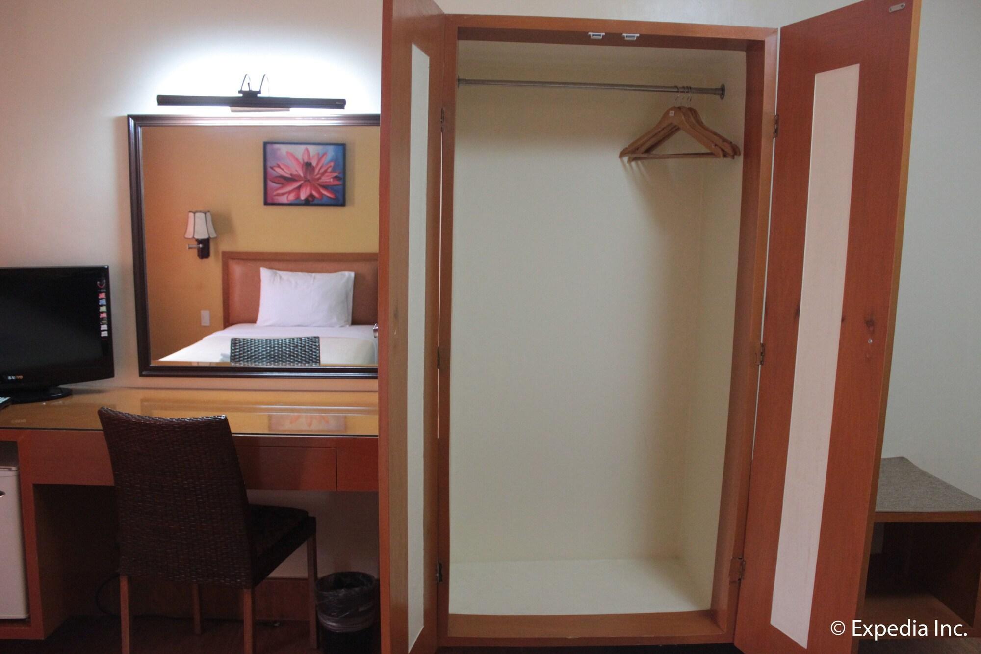 พามูลินาเว็นโฮเต็ล Hotel ลาวัก ภายนอก รูปภาพ