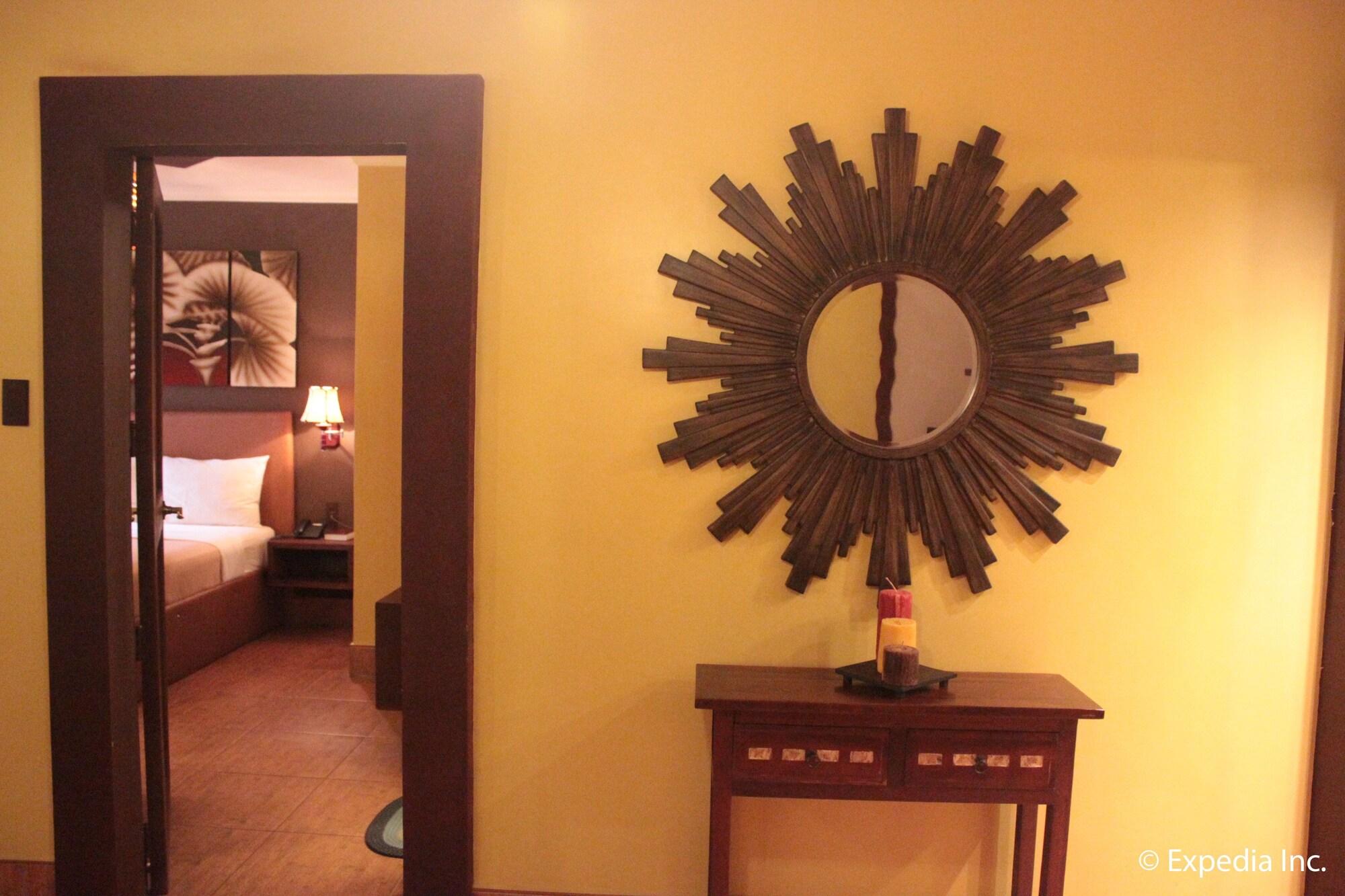 พามูลินาเว็นโฮเต็ล Hotel ลาวัก ภายนอก รูปภาพ