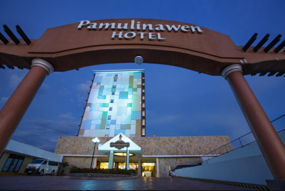 พามูลินาเว็นโฮเต็ล Hotel ลาวัก ภายนอก รูปภาพ