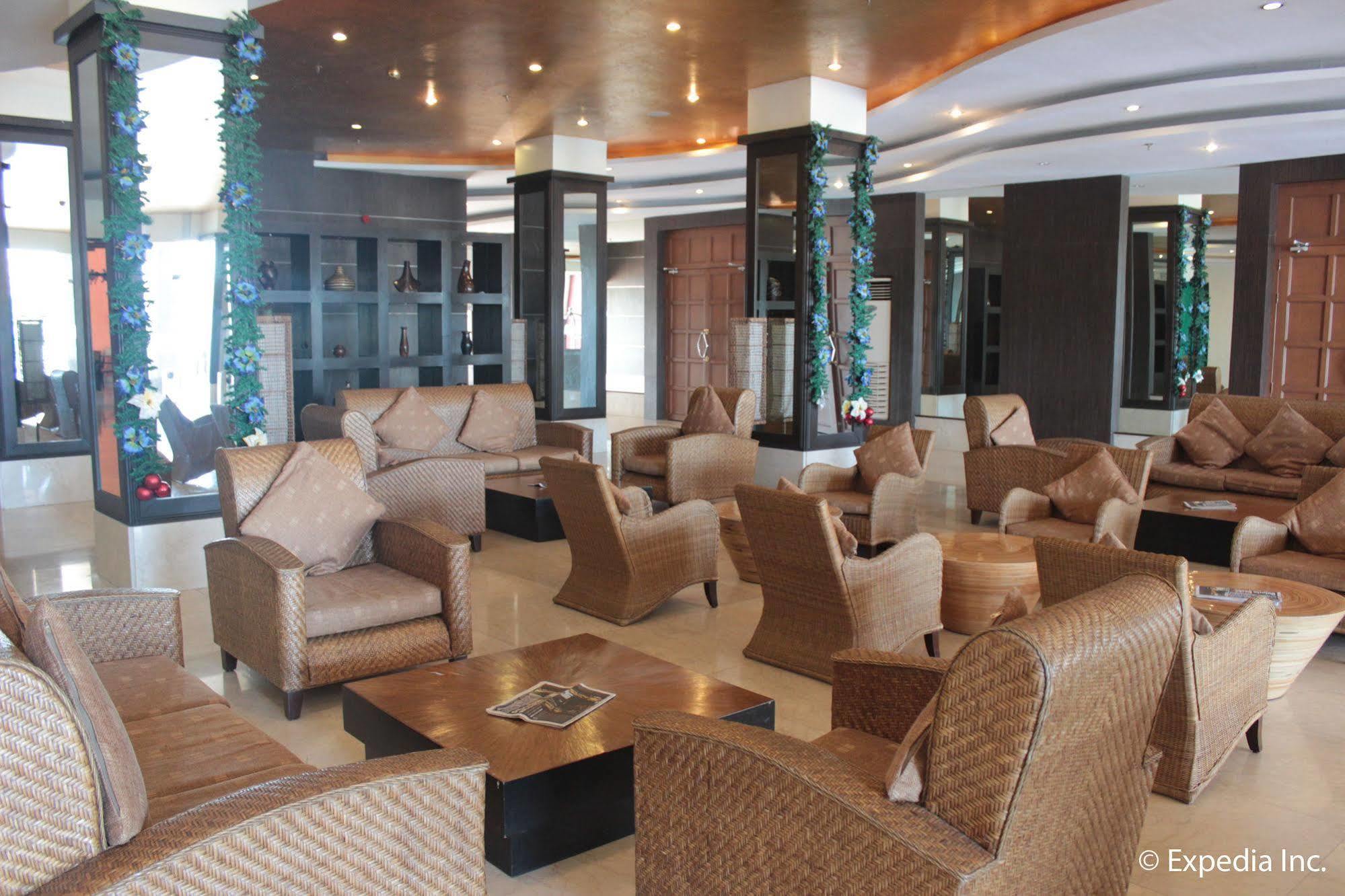 พามูลินาเว็นโฮเต็ล Hotel ลาวัก ภายนอก รูปภาพ