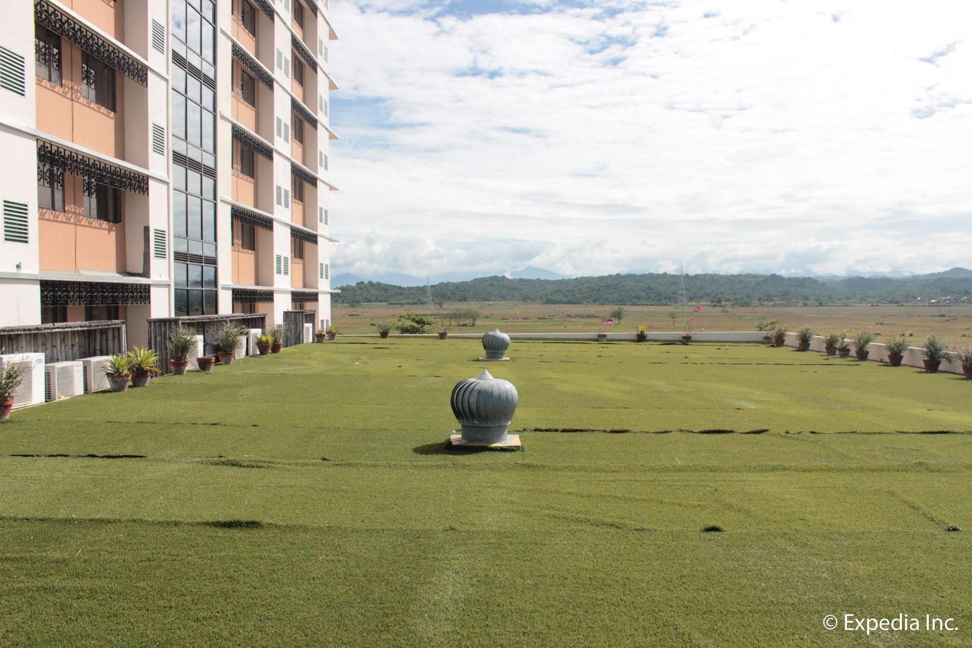 พามูลินาเว็นโฮเต็ล Hotel ลาวัก ภายนอก รูปภาพ