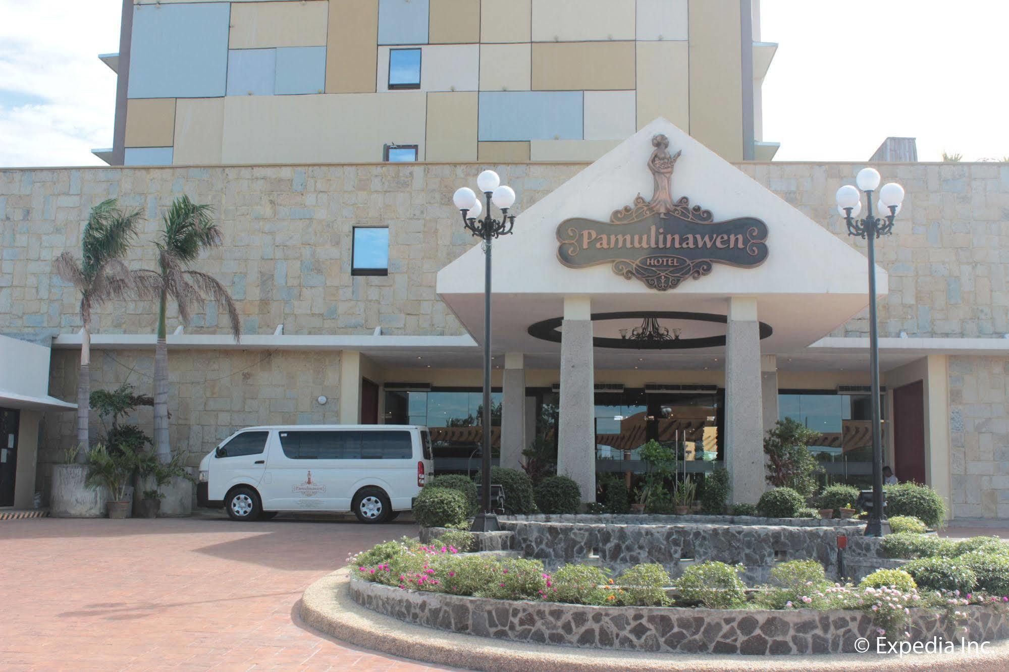 พามูลินาเว็นโฮเต็ล Hotel ลาวัก ภายนอก รูปภาพ